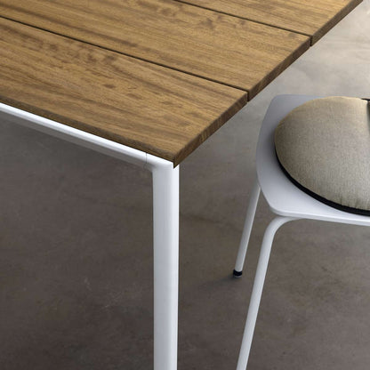 Maki Outdoor Extending Table | Natural Teak Top