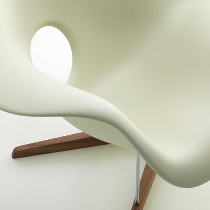 La Chaise | Shell Lacquered White
