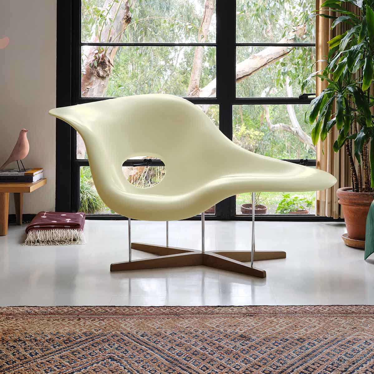 La Chaise | Shell Lacquered White