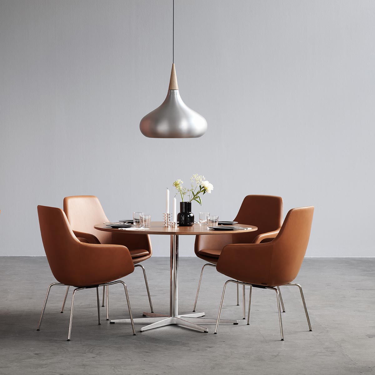 Little Giraffe 3201 Chair | Cognac Aura Leather