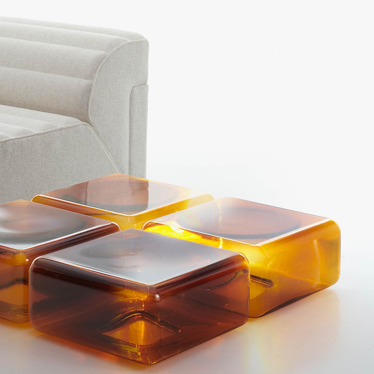 Lokum Coffee Table | Amber Blown Glass VT24 Low Square