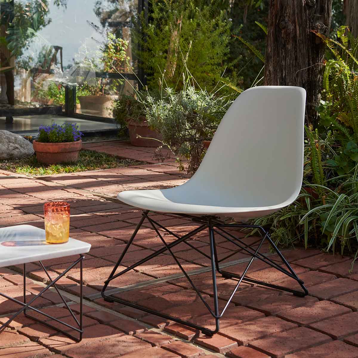 LSR Eames Plastic Lounge Chair | Polypropylene Seat Shell in Pebble Grey