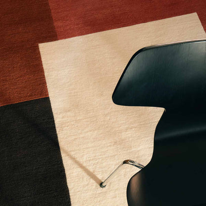 Eileen Gray Cassis Rug | Hand Knotted Pure New Wool