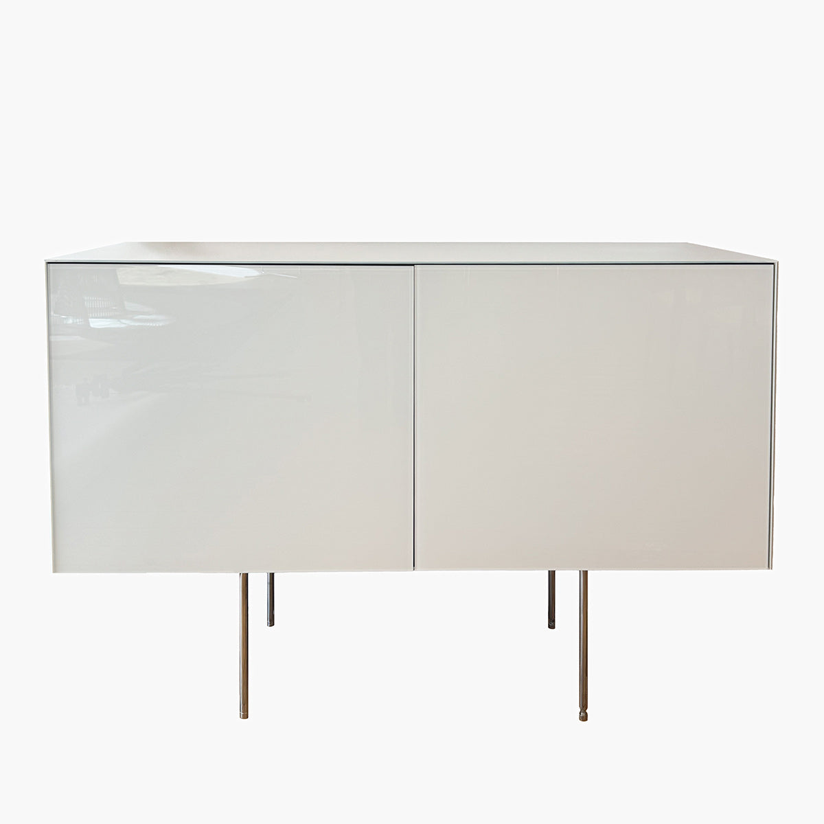 Magic Box Credenza 2 Door | White Glossy Lacquered