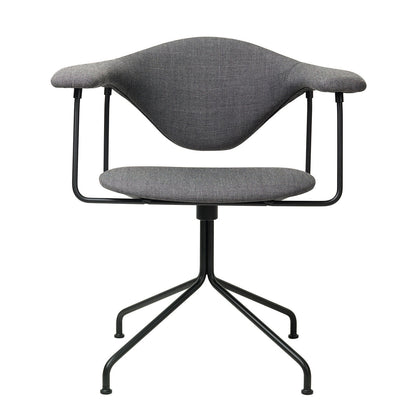 Masculo Meeting Chair | Remix Fabric 173 Dark Grey
