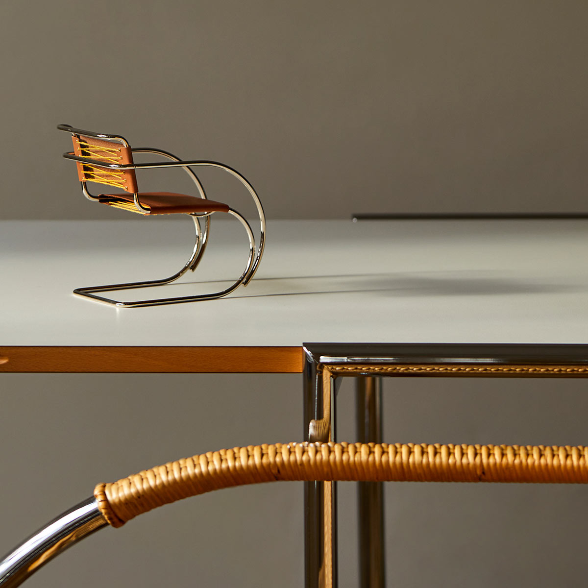 Miniature MR20 Chair | Miniature Model