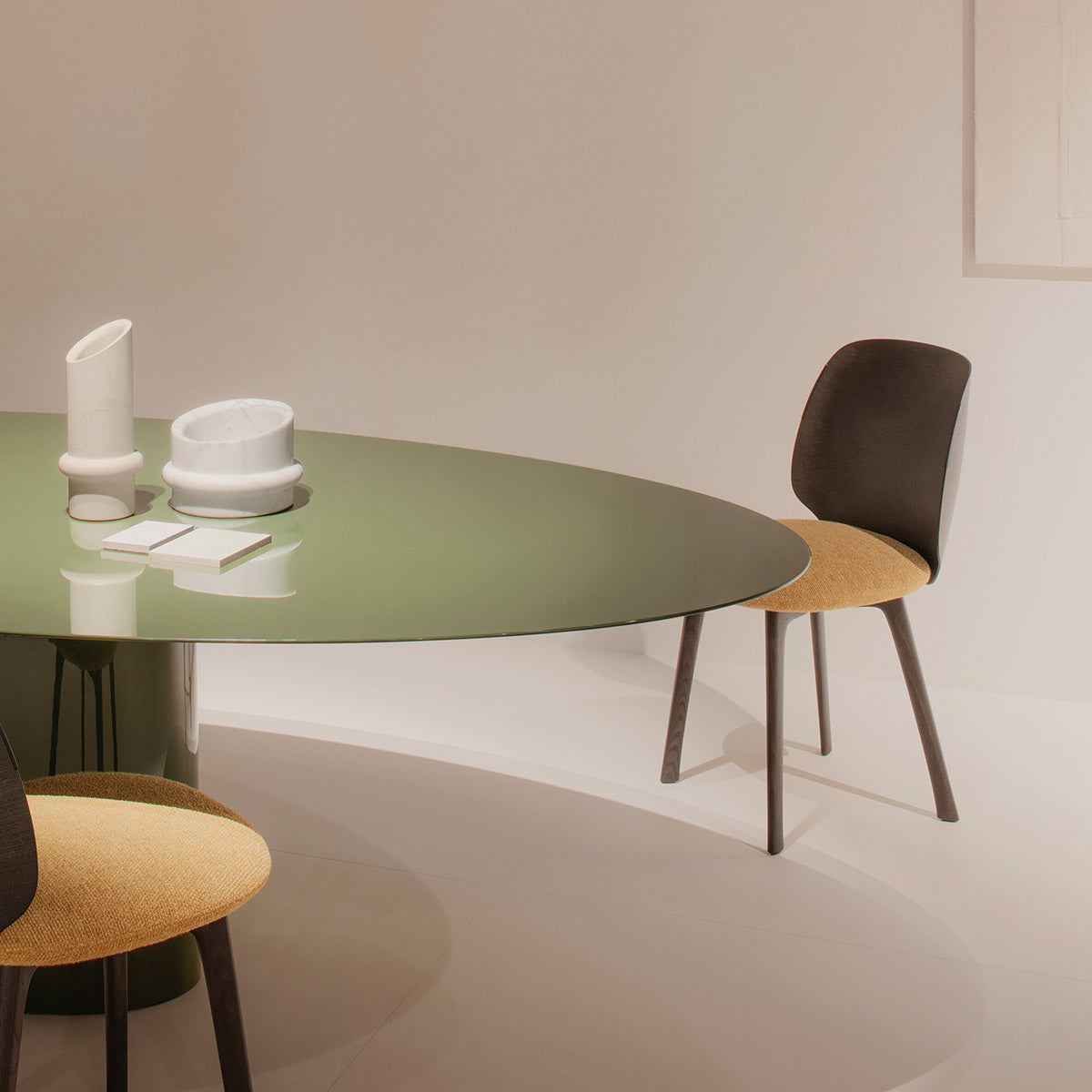 NVL Oval Dining Table | Gloss Lacquered English Green
