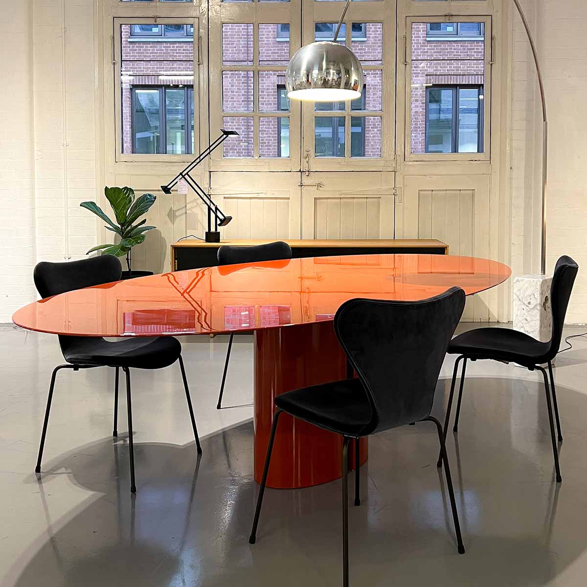 NVL Oval Dining Table | Gloss Lacquered Red
