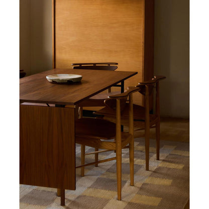 Nyhavn Dining Table Extendable | Walnut Top