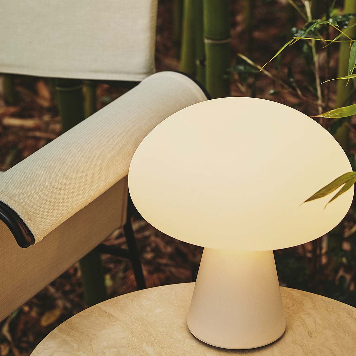 Obello Table Lamp | Frosted Glass