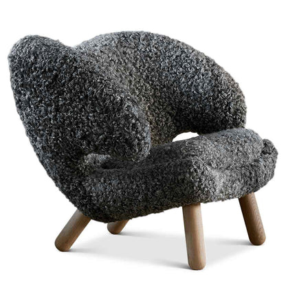 Pelican Lounge Chair | Sheepskin Gotland
