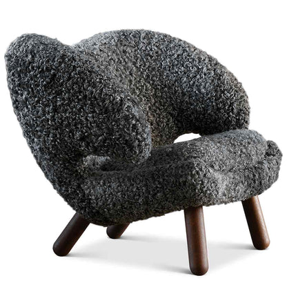 Pelican Lounge Chair | Sheepskin Gotland