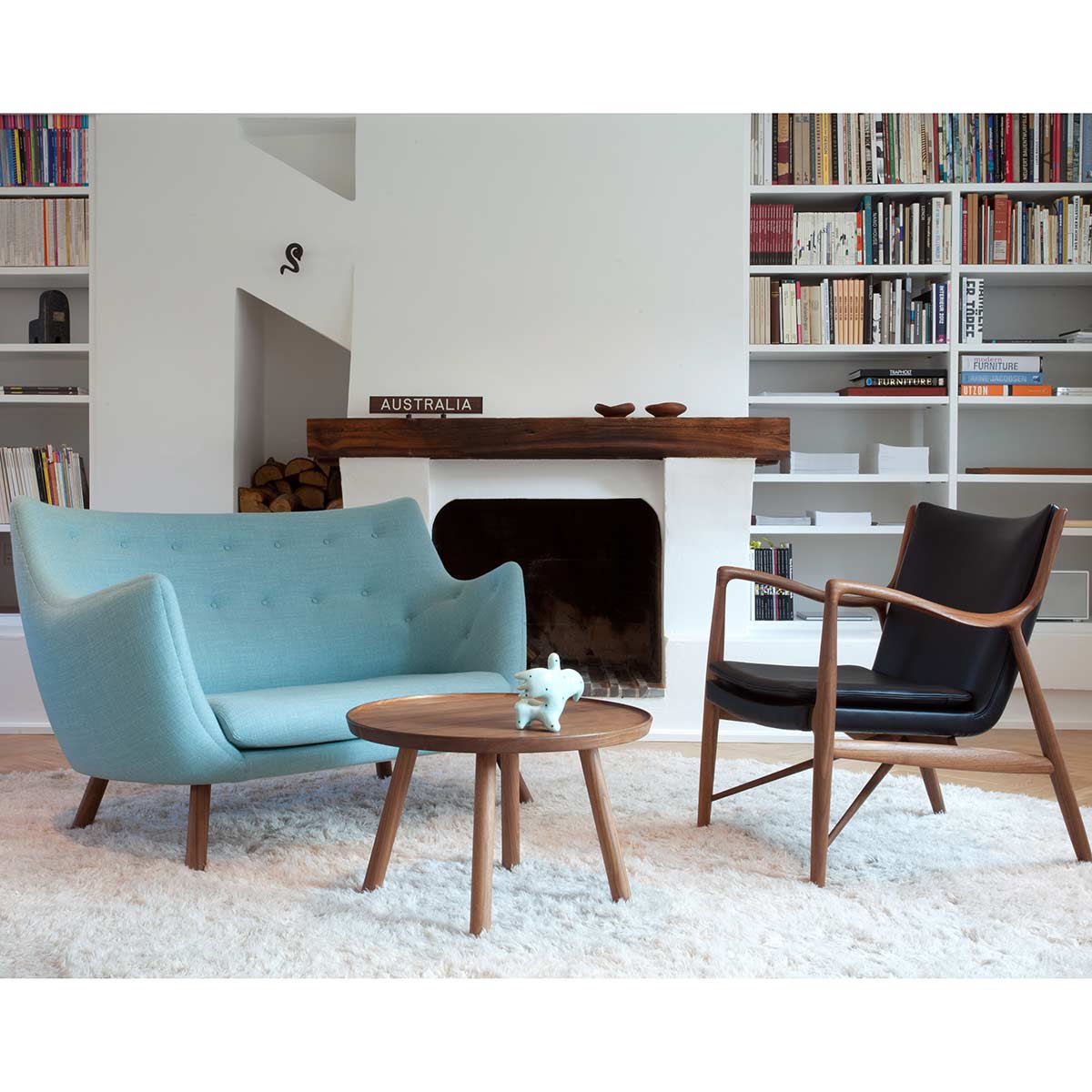 Pelican Coffee Table | Walnut