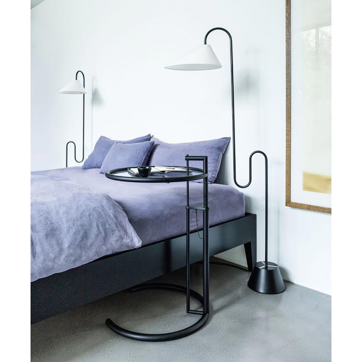 Eileen Gray Roattino Floor Lamp | Black Lacquered Steel