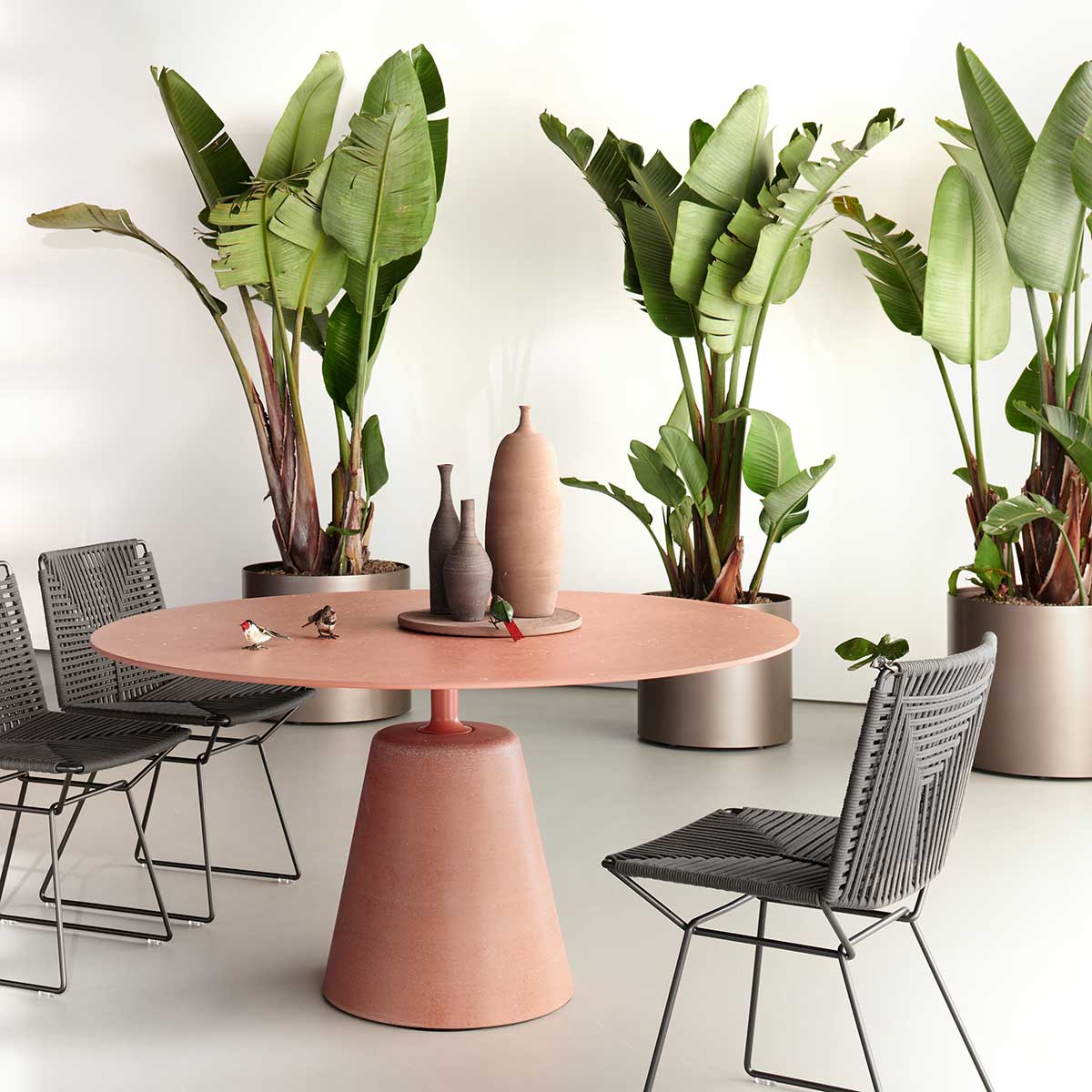 Rock Outdoor Table | Terracotta Stone Chip Top