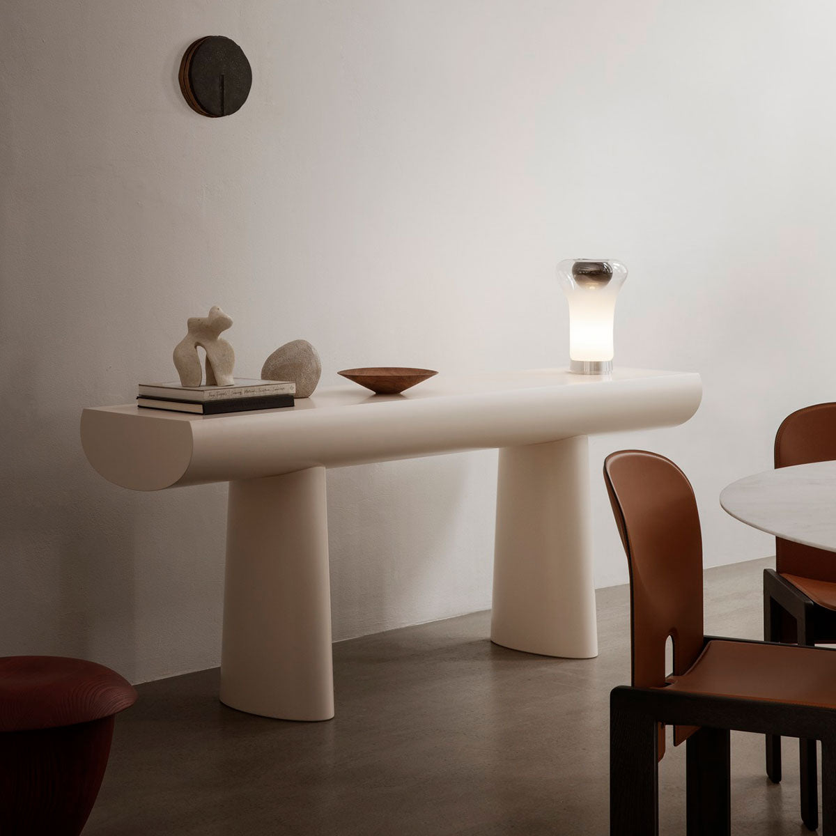 Scarpa 121 Dining Chair | Cognac Saddle Leather Upholstery