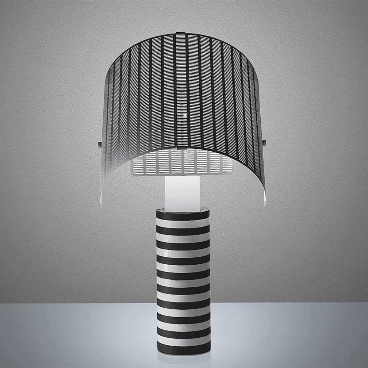 Shogun Table Lamp | Black and White