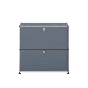 USM Small Closed Unit | Medium Grey Lacquer Panels