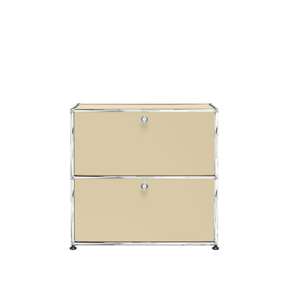 USM Small Closed Unit | Beige Lacquer Panels