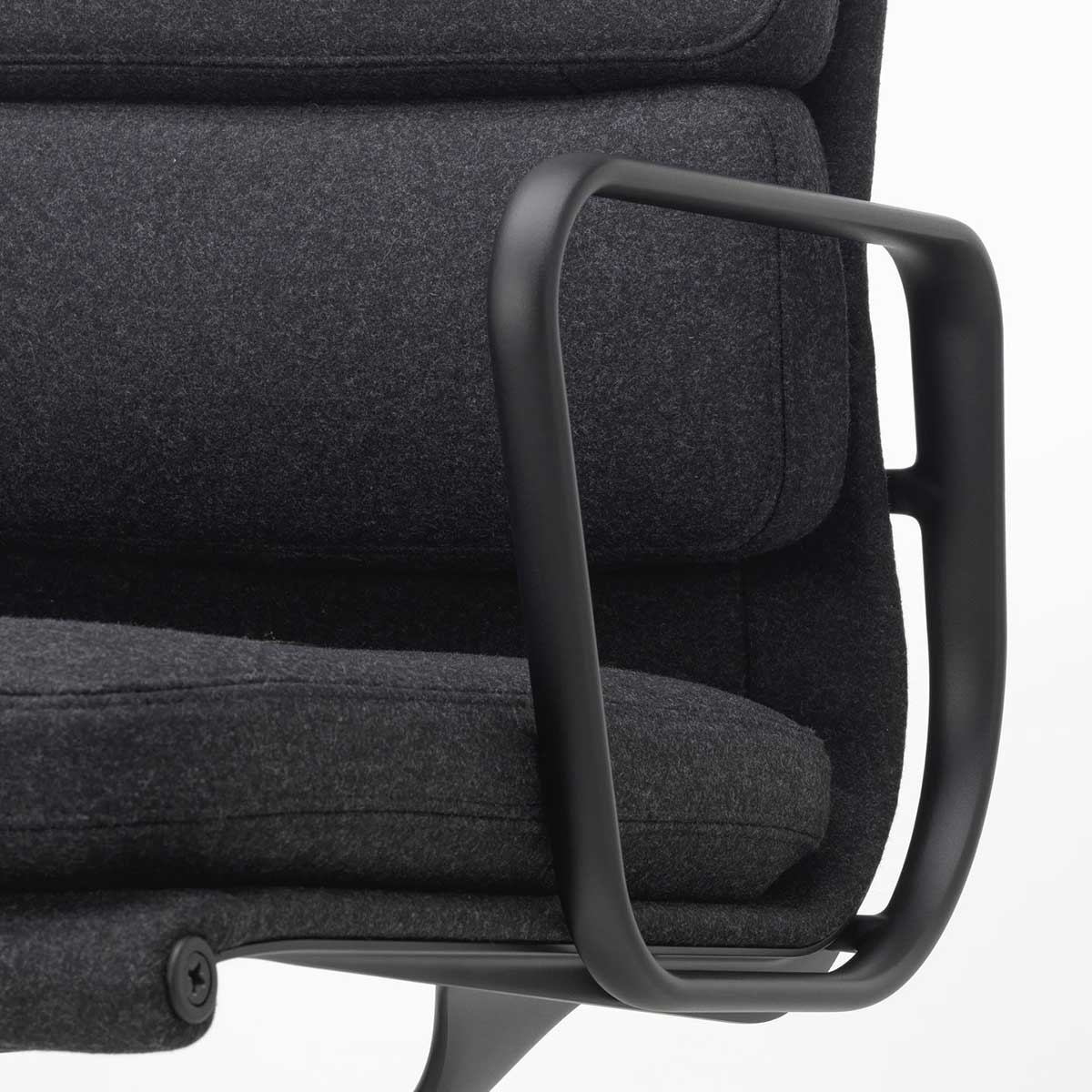 Soft Pad EA 208 Swivel Chair | Cosy 11 Merino Black Wool Upholstery