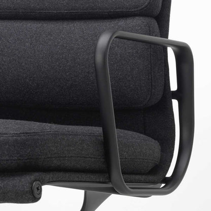 Soft Pad EA 208 Swivel Chair | Cosy 11 Merino Black Wool Upholstery