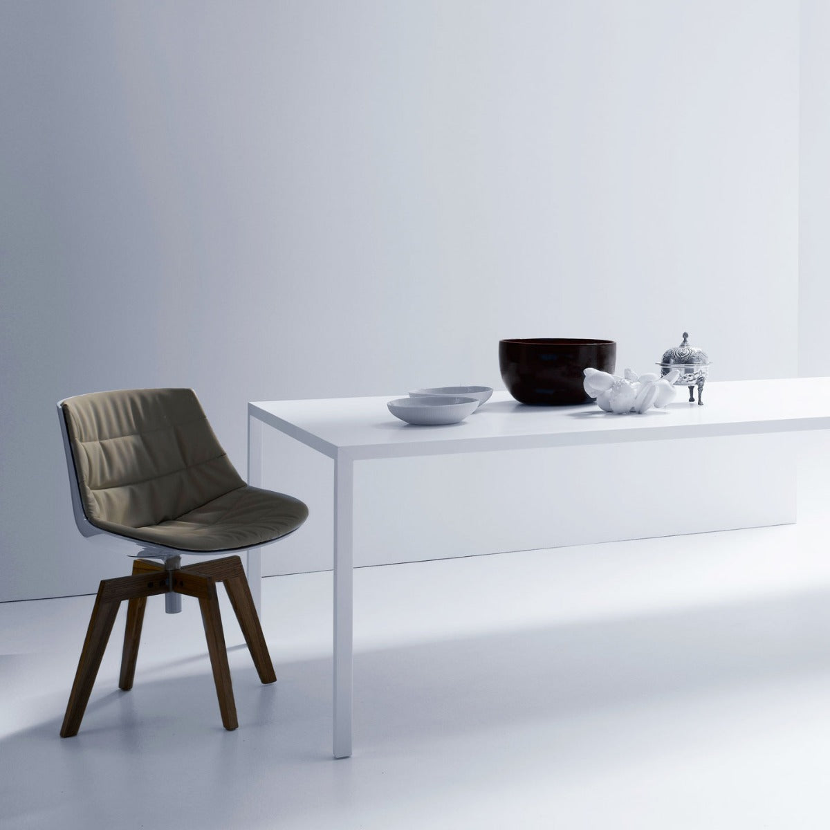 Tense Table | White Composite Top
