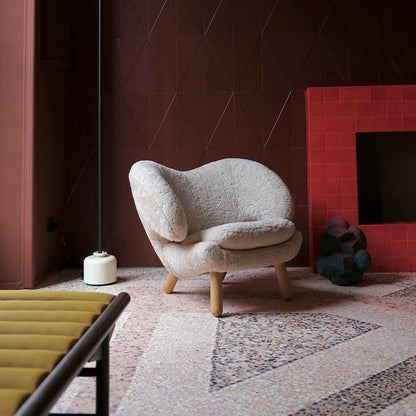 Pelican Lounge Chair | Sheepskin Off White
