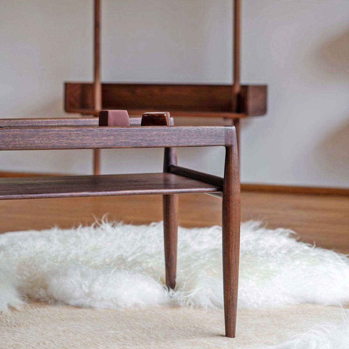 Uni Side Table | Ebony Walnut Frame