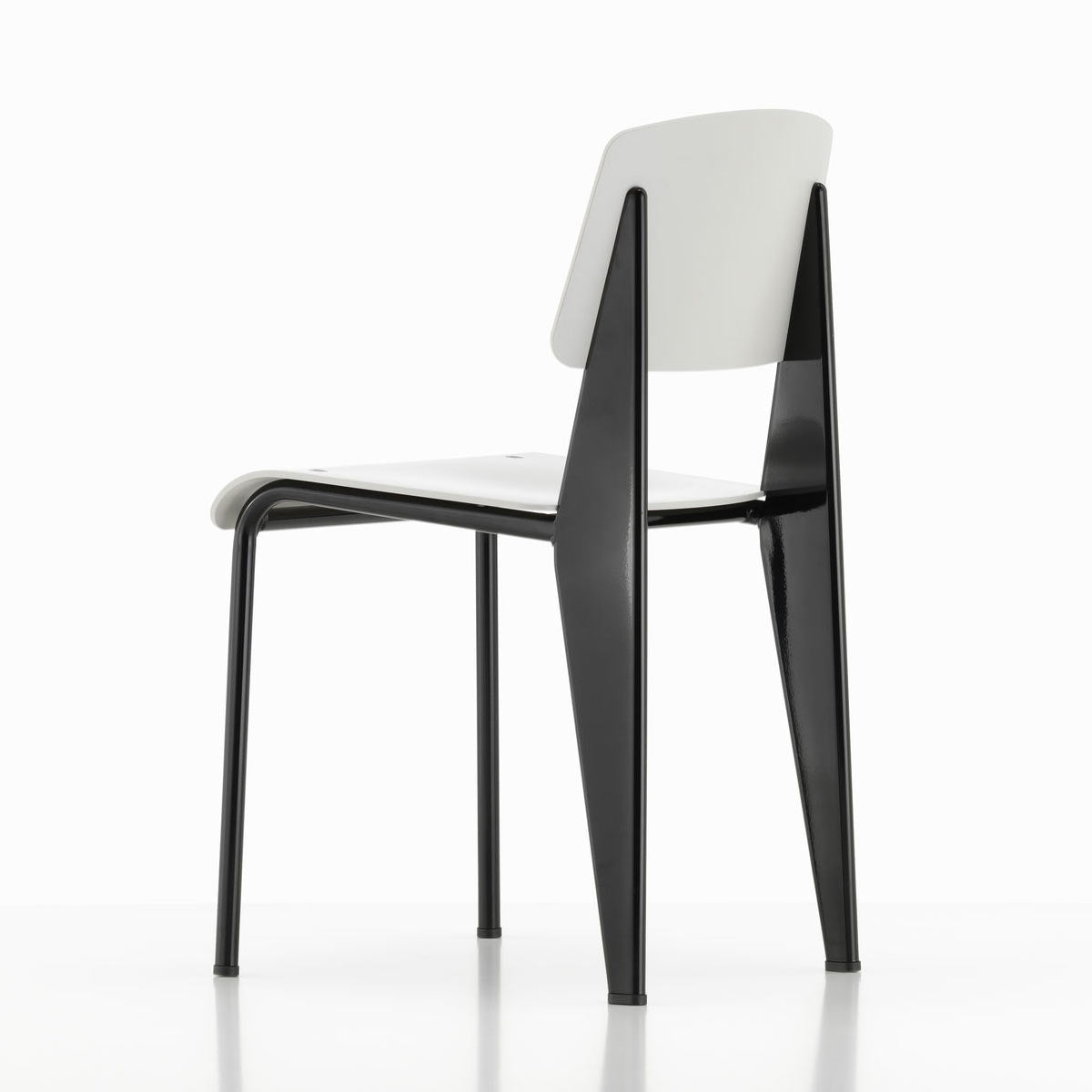 Standard SP Chair | Warm Grey Plastic Seat and Back