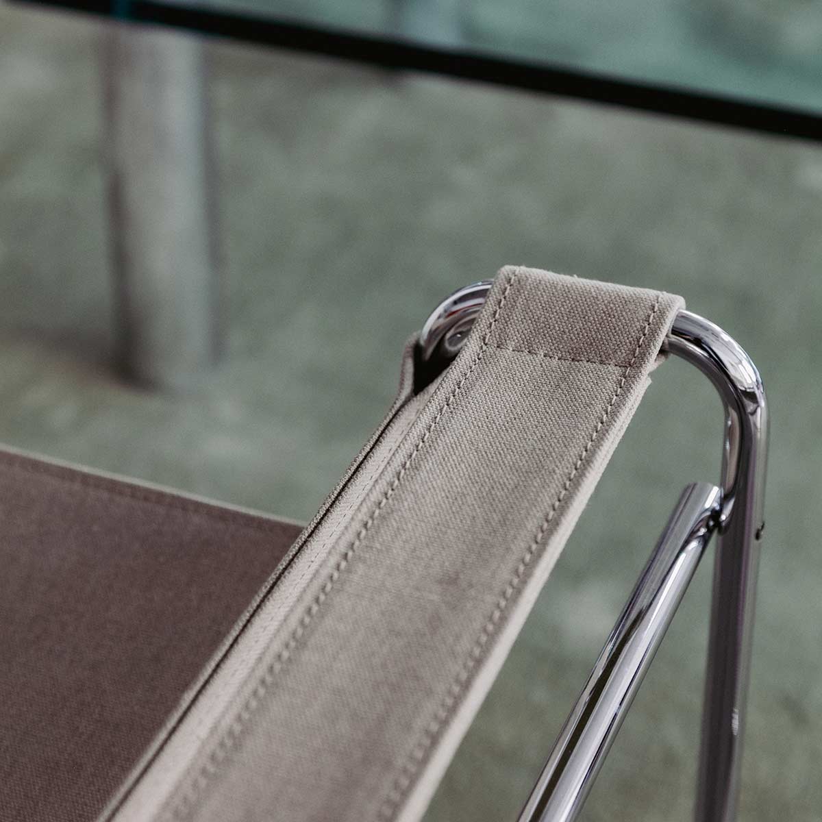 Wassily Lounge Chair | Natural Coloured Canvas