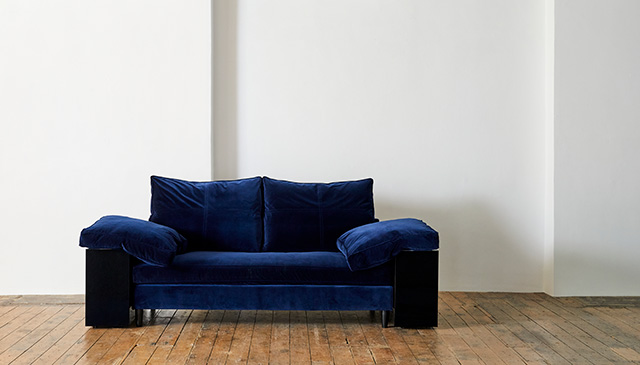 Eileen Gray's Lota sofa in velvet
