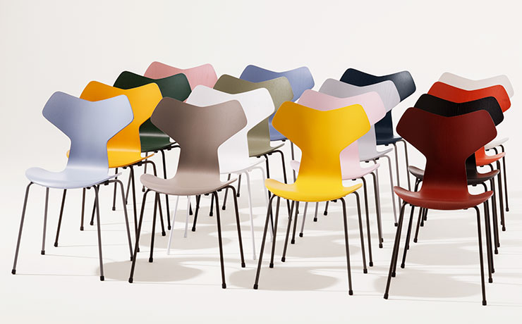 New colours for Jacobsen chairs