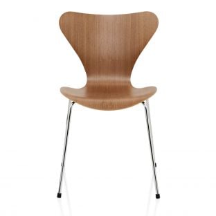 Series 7 chair - Wood Veneer by Arne Jacobsen for Fritz Hansen - ARAM Store