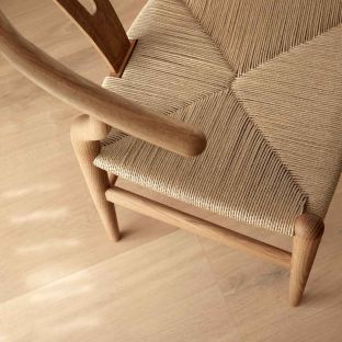 CH24 Wishbone Chair Special Offer on Selected Oak Frames - Hans Wegner from Carl Hansen & Son - Aram