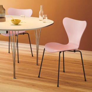 Series 7 Chair 2020 Colours - Arne Jacobsen from Fritz Hansen - ARAM Store - Venetian Red coloured Ash warm graphite legs