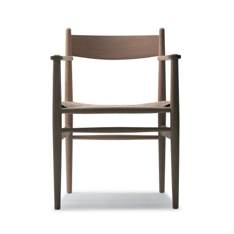CH37 Chair with arms by Hans Wegner from Carl Hansen & Son - Aram Store