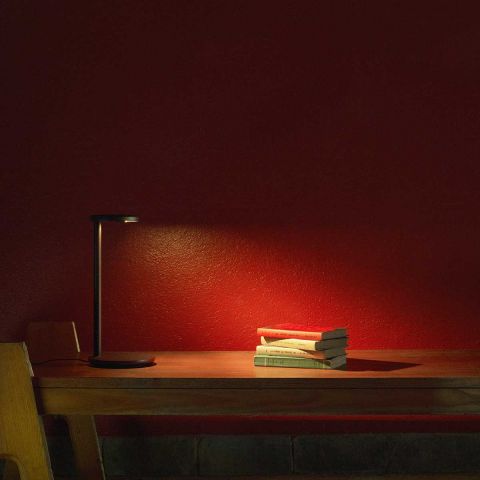 Oblique desk lamp by Vincent van Duysen from Flos - ARAM Store