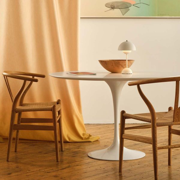 Saarinen Round Dining Table 120cm, Tulip Round Dining Table Uk